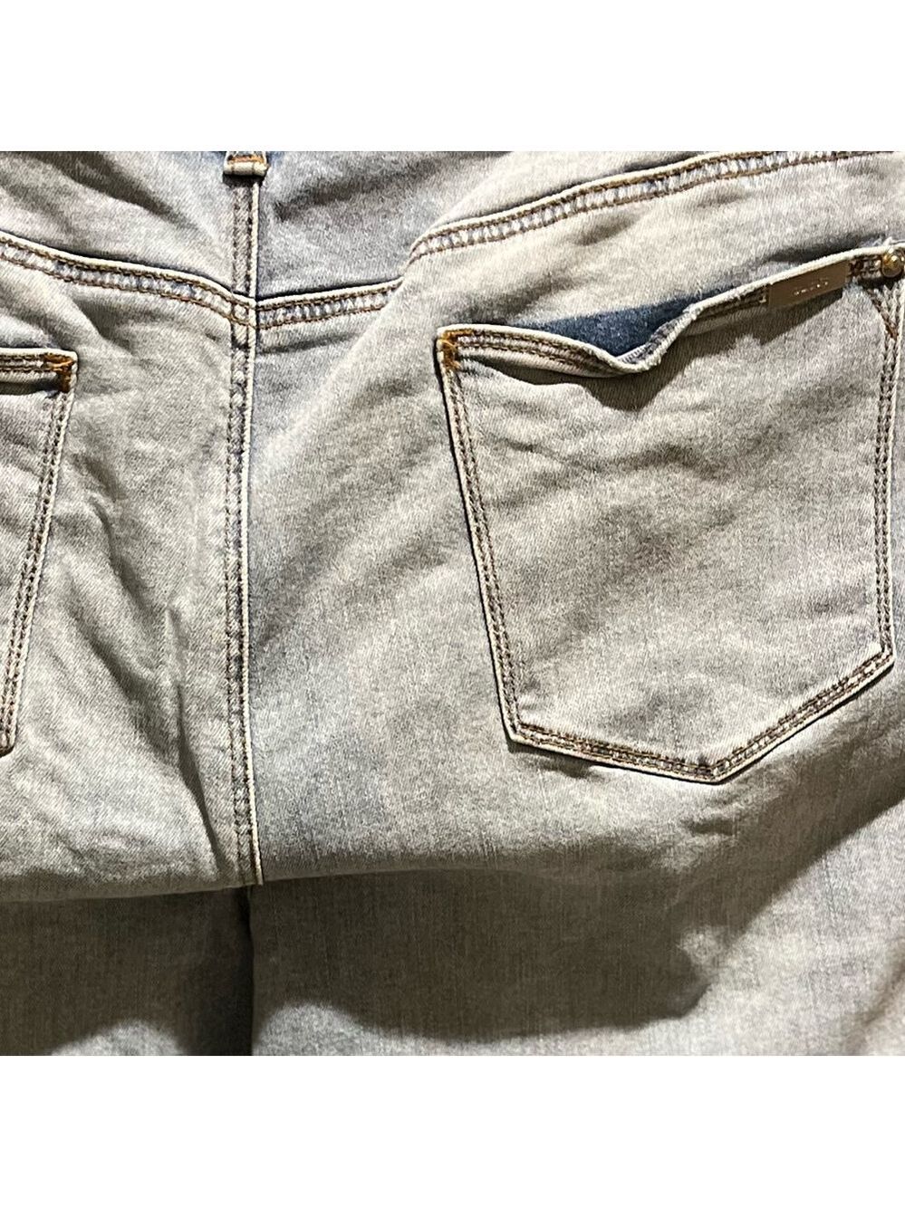 146. WOMENS CHICO’S 2.5/L DETAIL DENIM JEANS - Picture 5 of 6